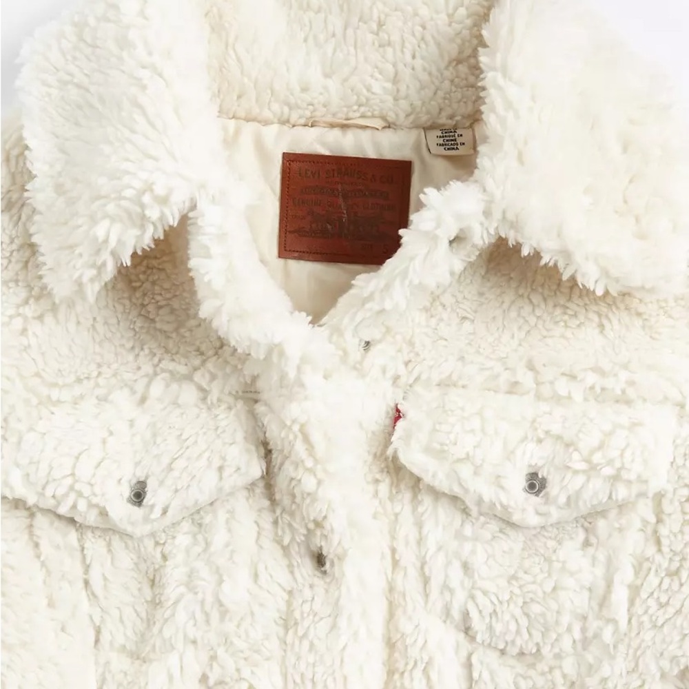 Levi's Cream Teddy Jacket Cropped Sherpa NWOT - Picture 5 of 6